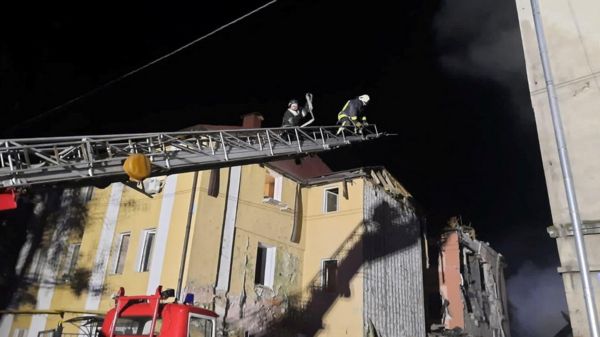 Война России против Украины: в результате удара по общежитию в Харькове семеро погибших и 17 раненых