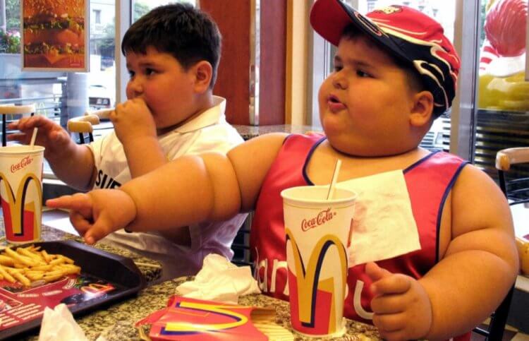 Кока-кола сделала мышей глупее. А как она влияет на людей?