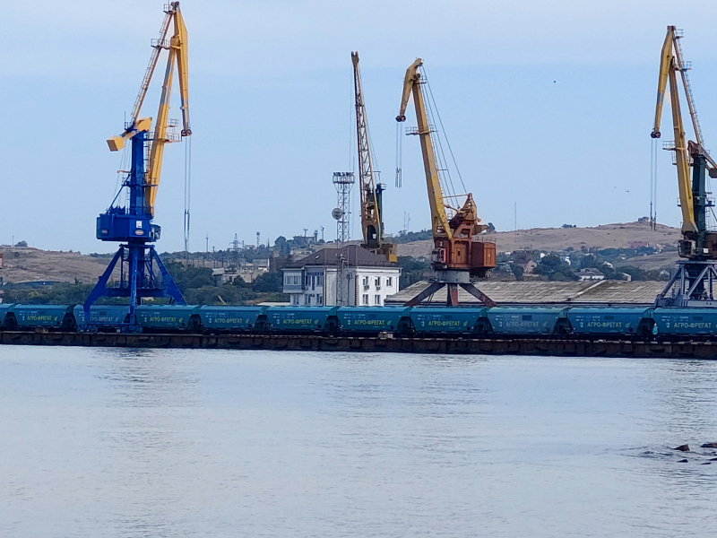 Крым.Реалии: Россия использует ростовские зерновозы для вывоза зерна через порты Крыма на иностранных судах