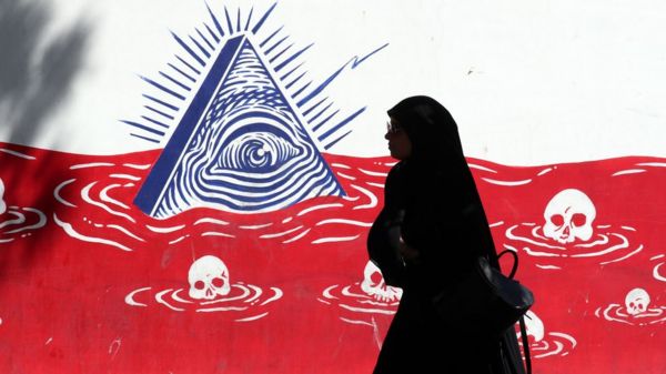 В Иране приговорили к смертной казни двух ЛГБТ-активисток