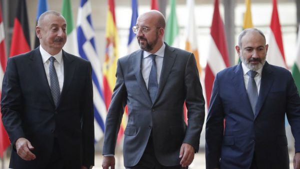 Число погибших в боях на границе Армении и Азербайджана превысило 150 человек