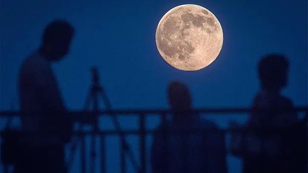 Ученые нашли доказательства извержений вулканов на&nbsp;Луне