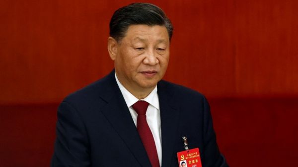 Китай переманивает британских отставных военных летчиков. С этим хотят бороться законом об "иностранном влиянии"