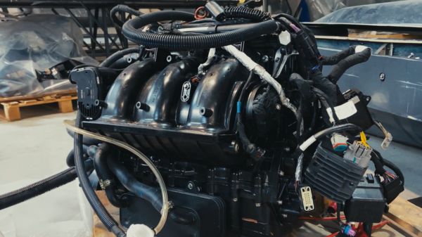 Украина собирает деньги на флот катеров-камикадзе. Что они умеют?