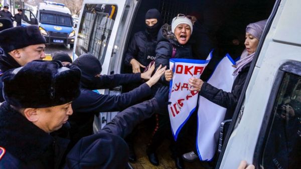 Выборы в Казахстане: Токаев предсказуемо победил, набрав более 80% голосов