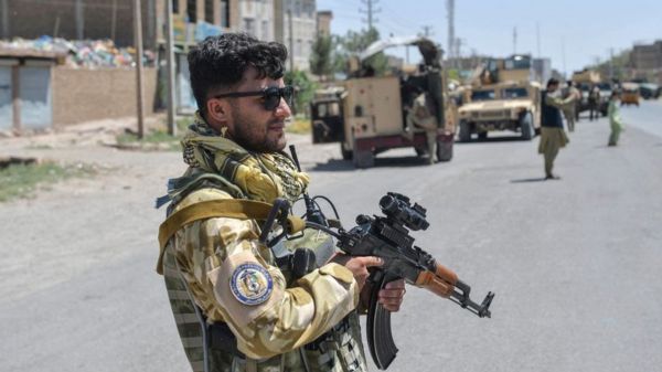 Бывших афганских спецназовцев вербуют для войны в Украине. Кто эти вербовщики?