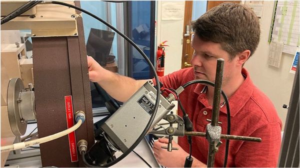 Упавший в Англии метеорит может подтвердить теорию о внеземном происхождении воды на нашей планете