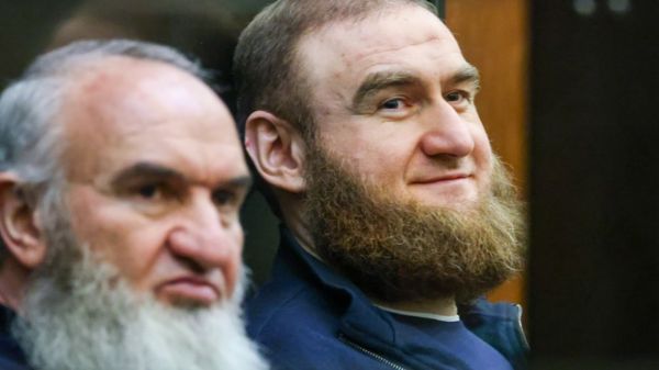 Экс-сенатора Арашукова и его отца приговорили к пожизненному заключению