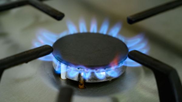 Путин разрешил принимать оплату задолженности за газ в иностранной валюте