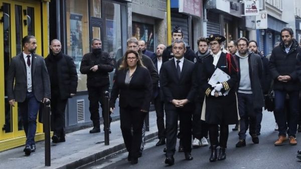 Нападение в Париже: убиты три человека. Происшествие переросло в беспорядки