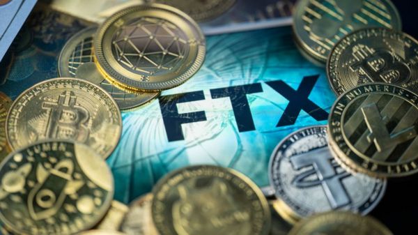 На Багамах задержали основателя криптобиржи FTX Сэма Бэнкмана-Фрида