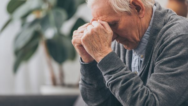 Медики выяснили, почему в старости люди и животные начинают хуже слышать