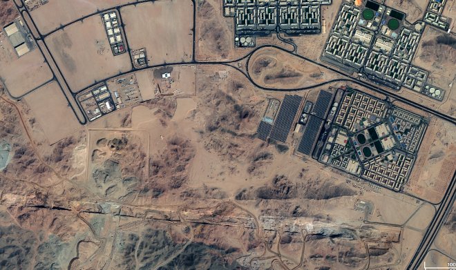 На месте строительства амбициозного мегаполиса «Линия» происходит что-то странное