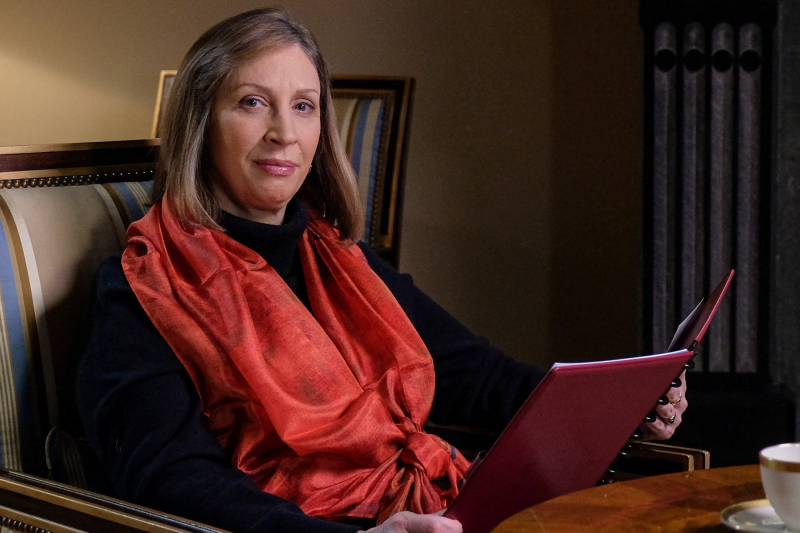 Сенат США назначил новым послом в России Линн Трейси. Она известна жесткой позицией по отношению к Кремлю