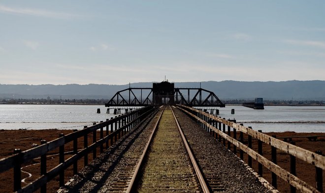 Как Facebook пыталась построить собственную железную дорогу