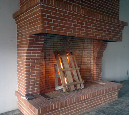 Кладка кирпичного камина своими руками