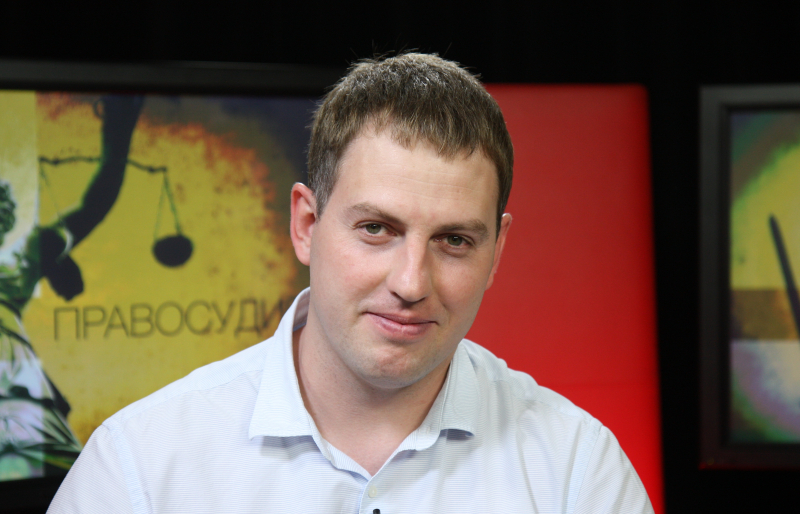 Минюст РФ включил в реестр "иностранных агентов" основателя правозащитного проекта Gulagu.net Владимира Осечкина и певицу Монеточку