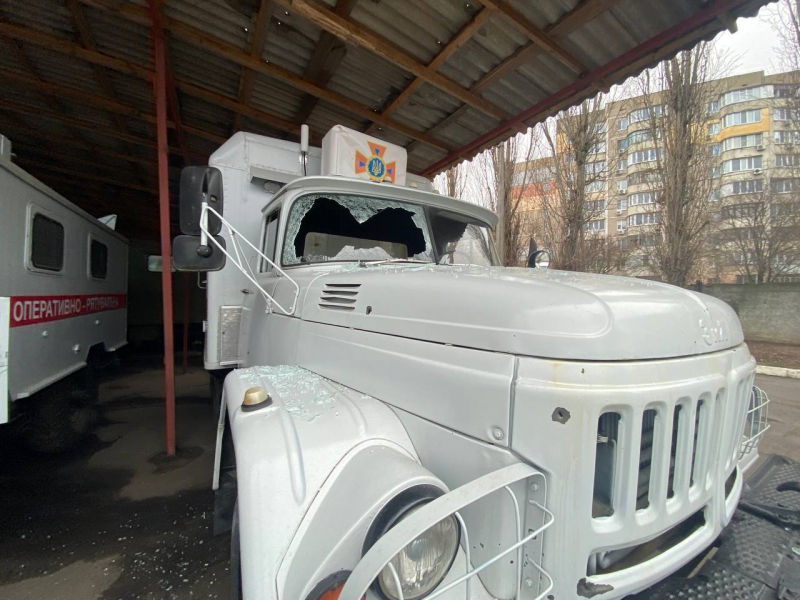 Россия обстреляла пожарную часть в Херсоне, погиб один человек