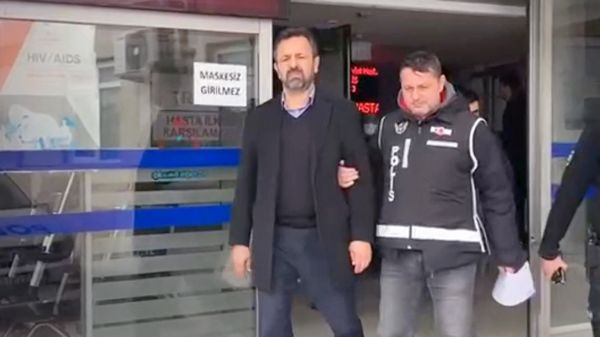 Роскошный жилой комплекс в Турции рухнул из-за халатности при строительстве, утверждают местные жители