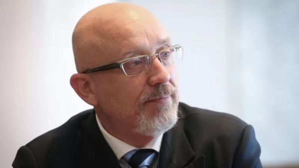 Депутаты Рады и СМИ пишут об отставке министра обороны Украины Алексея Резникова. Что известно