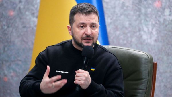 "Дьявол на земле" и "Там не с кем говорить". Главное с пресс-конференции Зеленского в день годовщины вторжения