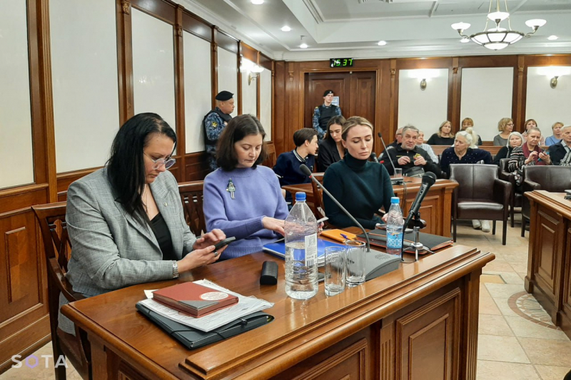 Суд постановил конфисковать два дома у семьи Александра Шестуна, осужденного на 15 лет колонии