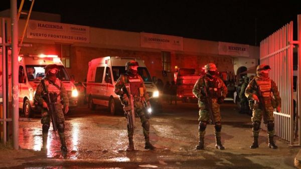 Пожар в центре для мигрантов в Мексике у границы с США: как минимум 39 погибших