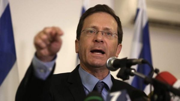 Нетаньяху отложил судебную реформу на фоне протестов и всеобщей забастовки