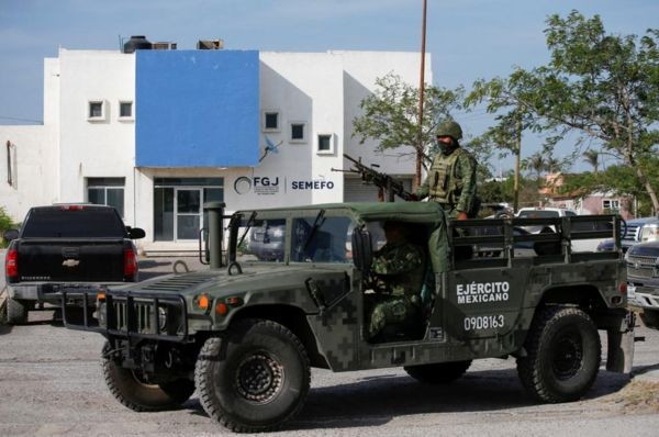 Мексиканский картель сдал властям собственных бойцов. Как это произошло?