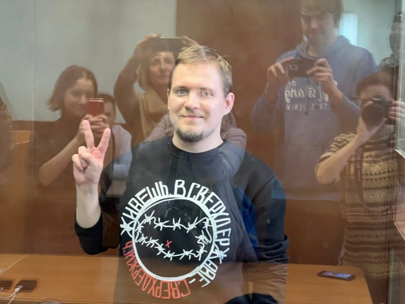 Прокуратура запросила девять лет колонии администратору "Протестного МГУ" Дмитрию Иванову по делу о военных "фейках"