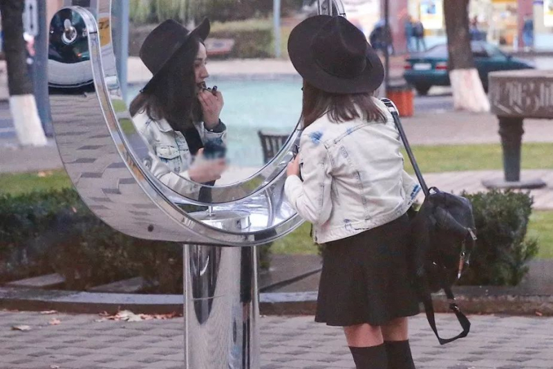 Ученые выяснили, почему красота играет ключевую роль в жизни человека