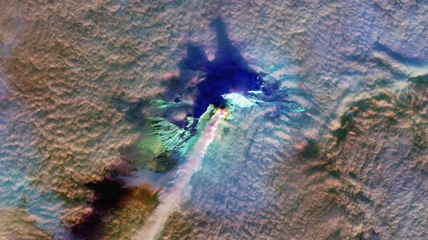 Извержение вулкана Шивелуч на Камчатке: не первое, но очень мощное. Фото