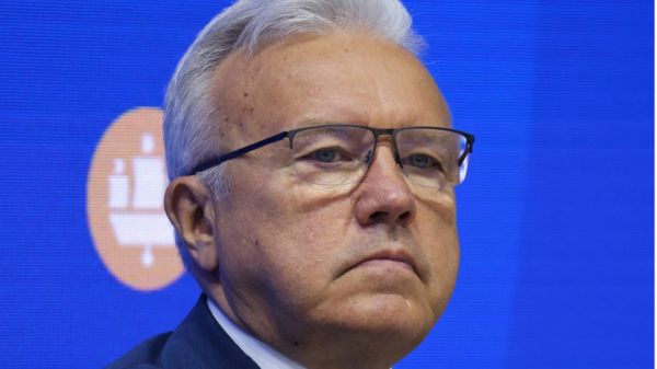 Красноярский губернатор Александр Усс ушел в отставку после побега сына из-под ареста в Италии