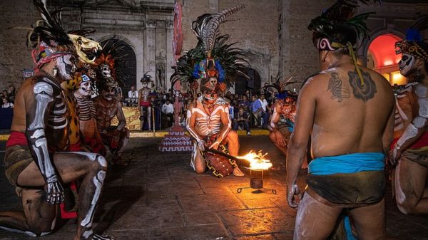 Спортивное табло, которому 1200 лет. Найден диск с изображением майя, играющих в мяч