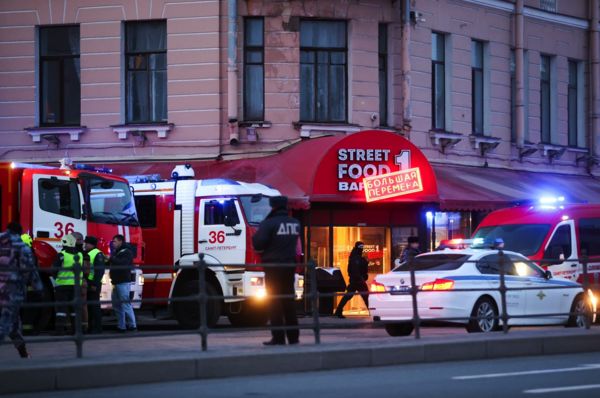 Военный блогер Владлен Татарский погиб в результате взрыва в Петербурге. Что известно