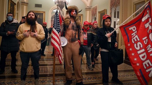 Штурм Капитолия: "Гордые парни" признаны виновными в мятеже