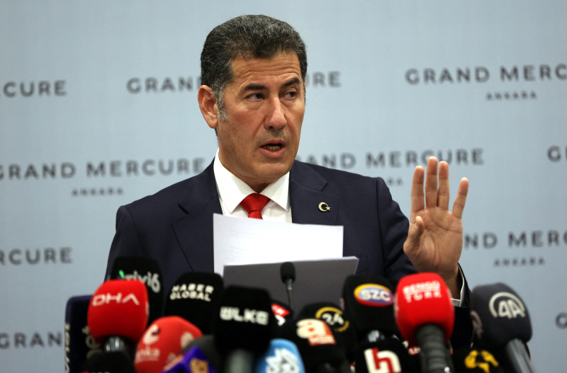 Экс-кандидат в президенты Турции Синан Оган поддержит Эрдогана во втором туре президентских выборов