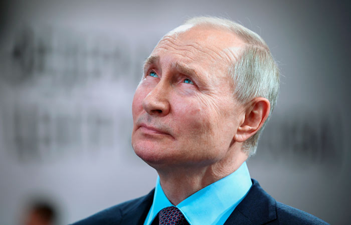 Путин подписал закон о пожизненном лишении свободы за госизмену