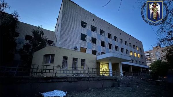 Очередной налет на Киев: трое погибших, включая ребенка. Власти выясняют, почему люди не смогли попасть в укрытие