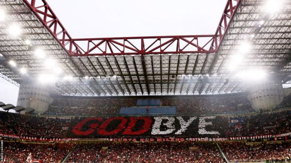 Златан Ибрагимович завершил карьеру. 41-летний футболист сыграл последний матч за "Милан"