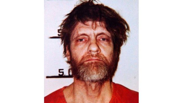 В американской тюрьме умер "Унабомбер" Тед Качинский - герой фильмов и в прошлом самый разыскиваемый преступник