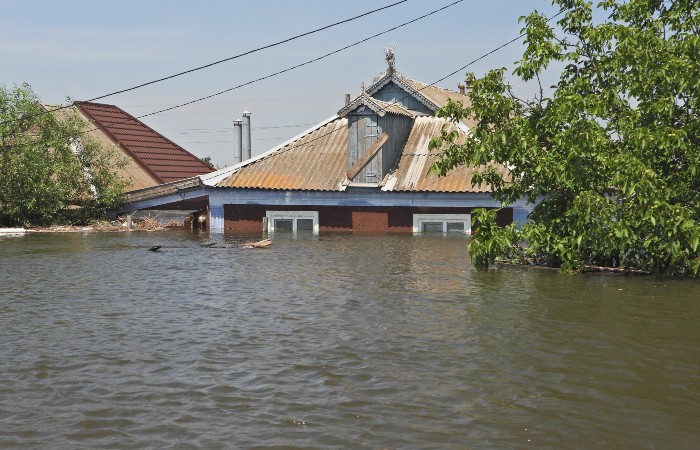 Херсонские власти оценили ущерб инфраструктуре от разрушения ГЭС в 11,5 млрд руб.