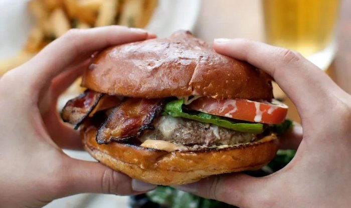 Минсельхоз США впервые разрешил двум компаниям продавать мясо из «пробирки»