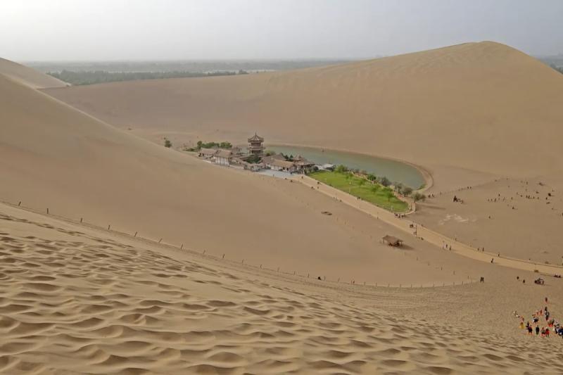 Поющие песчаные дюны Дуньхуана: таинственный музыкальный феномен Китая