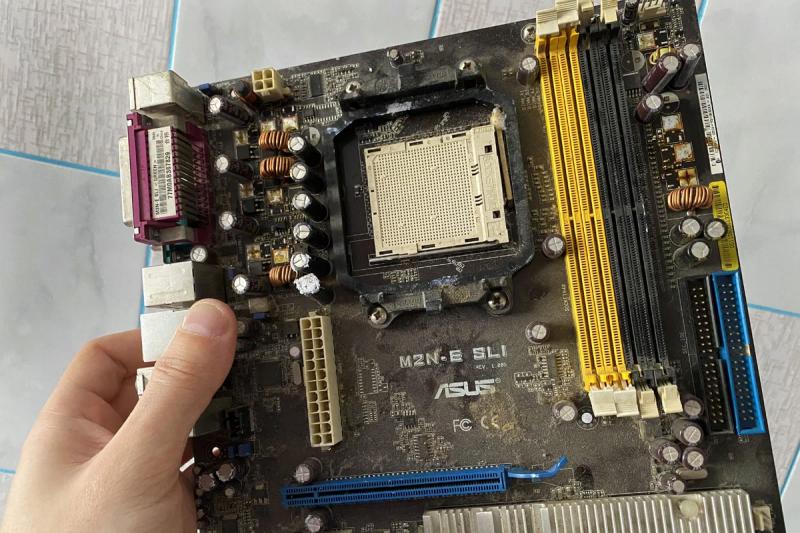 Как утилизировать материнские платы безопасно и выгодно