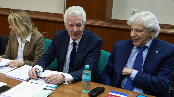 "Вы совершаете большой грех". Суд ликвидировал Московскую Хельсинкскую группу