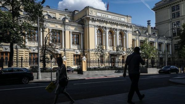 &laquo;Безапелляционное&raquo; падение. Что происходит с&nbsp;рублем?