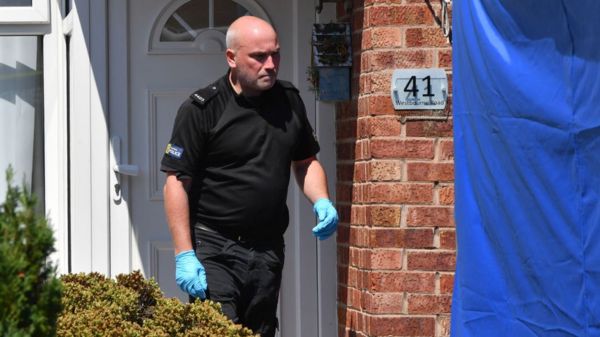 "Непреходящее зло": в Манчестере идет суд над медсестрой, обвиняемой в убийстве семи младенцев