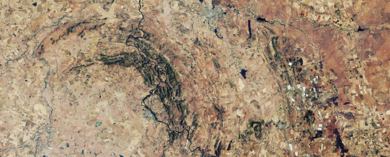 Исчезающие кратеры: Древние шрамы от столкновений на Земле, затерянные в песках времени