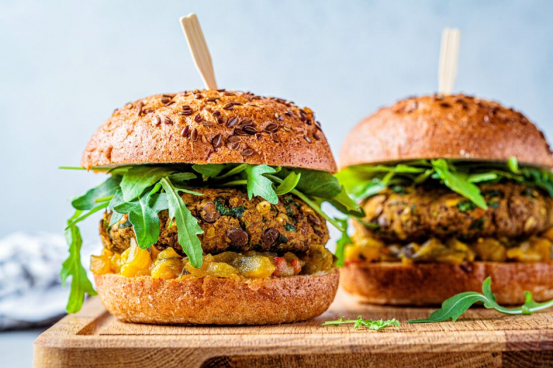 Ученые модифицировали растительные белки, чтобы создать вкусную альтернативу мясу